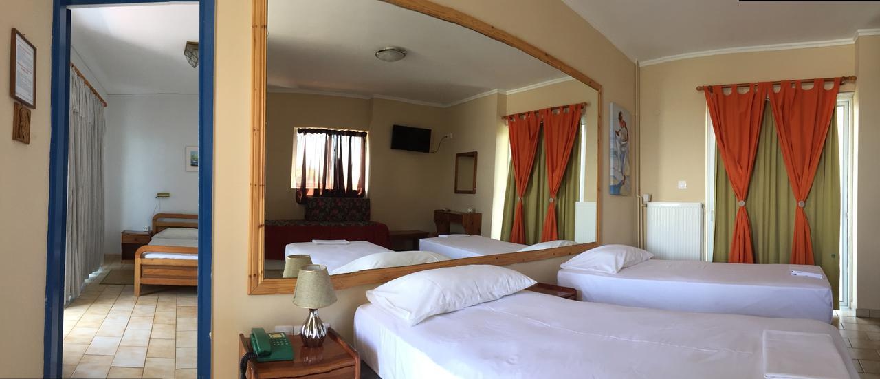 Bay Holiday Hotel & Spa Karavomilos  Ngoại thất bức ảnh