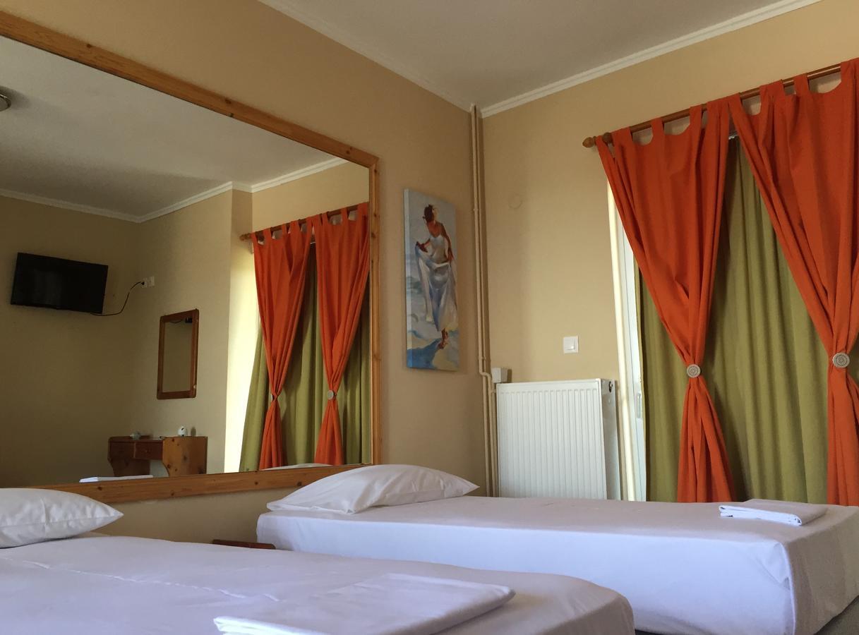 Bay Holiday Hotel & Spa Karavomilos  Ngoại thất bức ảnh